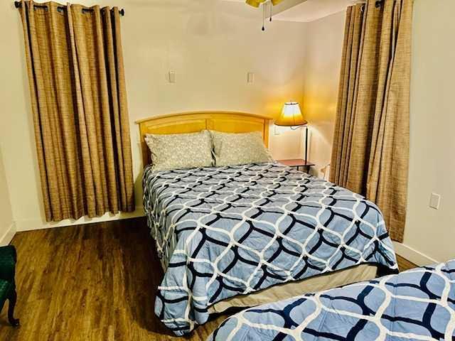 Views Inside Yosemite-Timber Lodge-Sleeps 6 Yosemite West Buitenkant foto